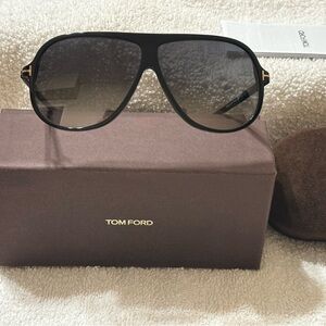 Tom Ford Gradient Black Aviator Sunglasses